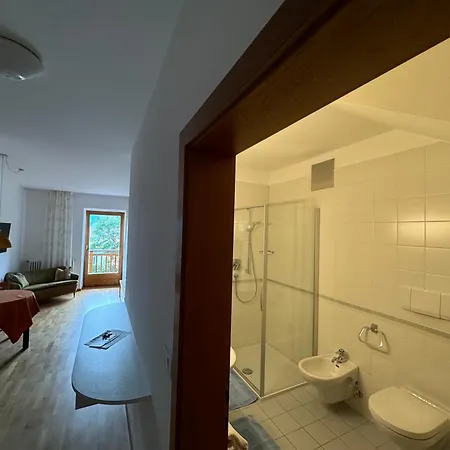 Apartment Lena *